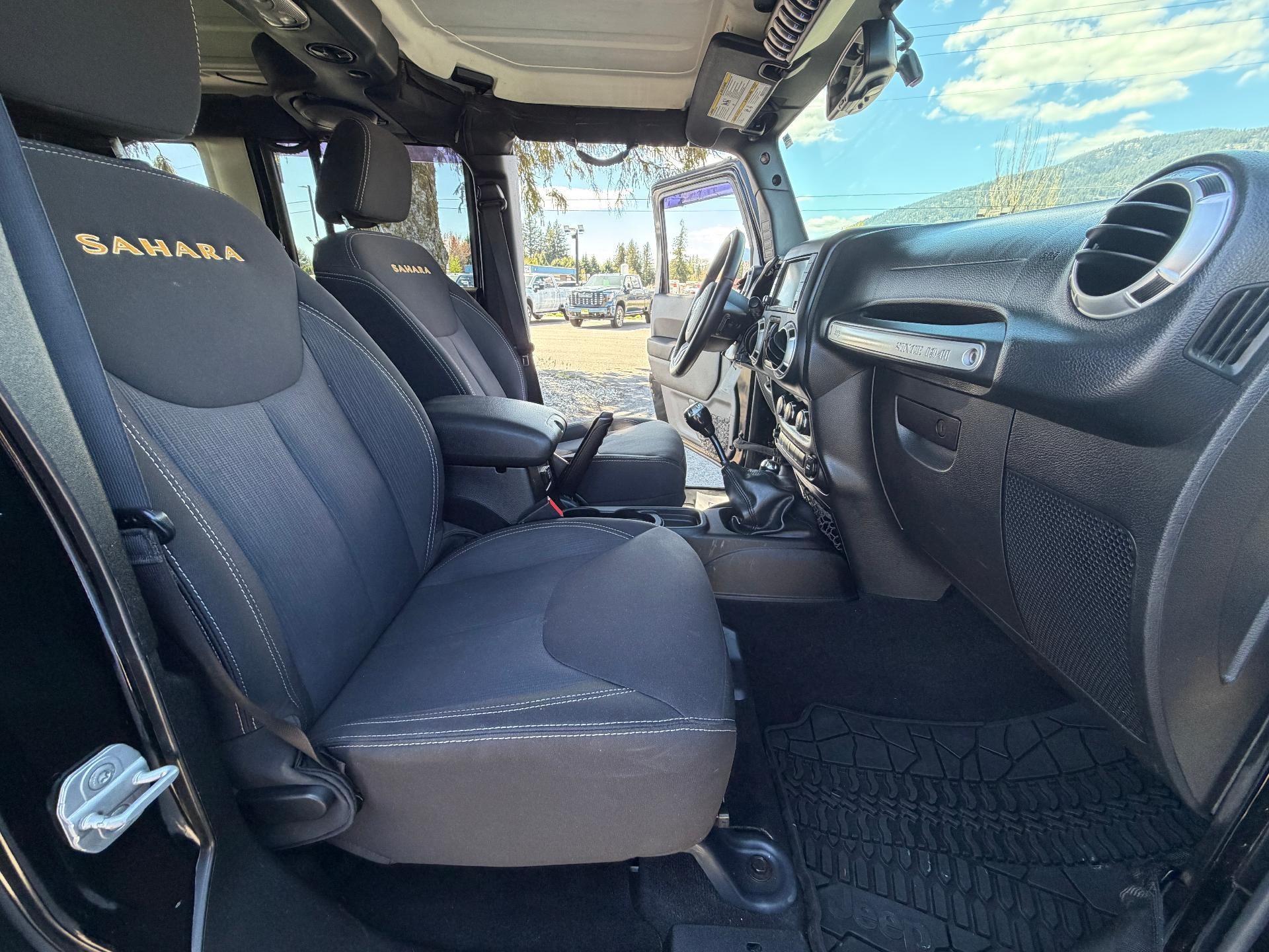 2013 Jeep Wrangler Unlimited SAHA
