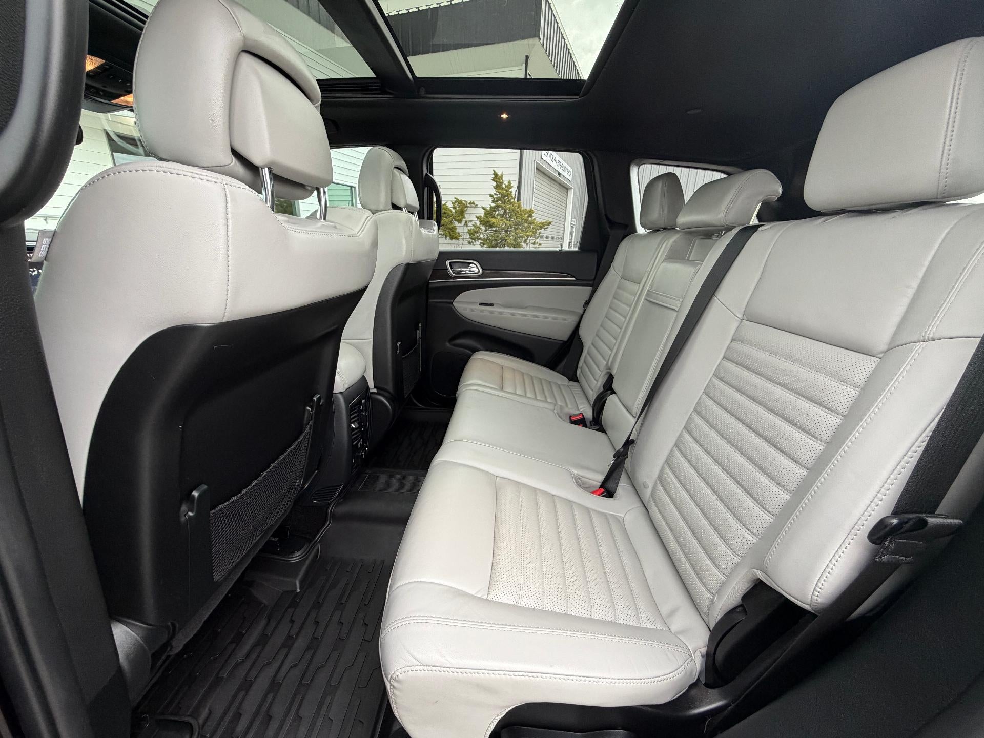 2018 Jeep Grand Cherokee Sterling Edition