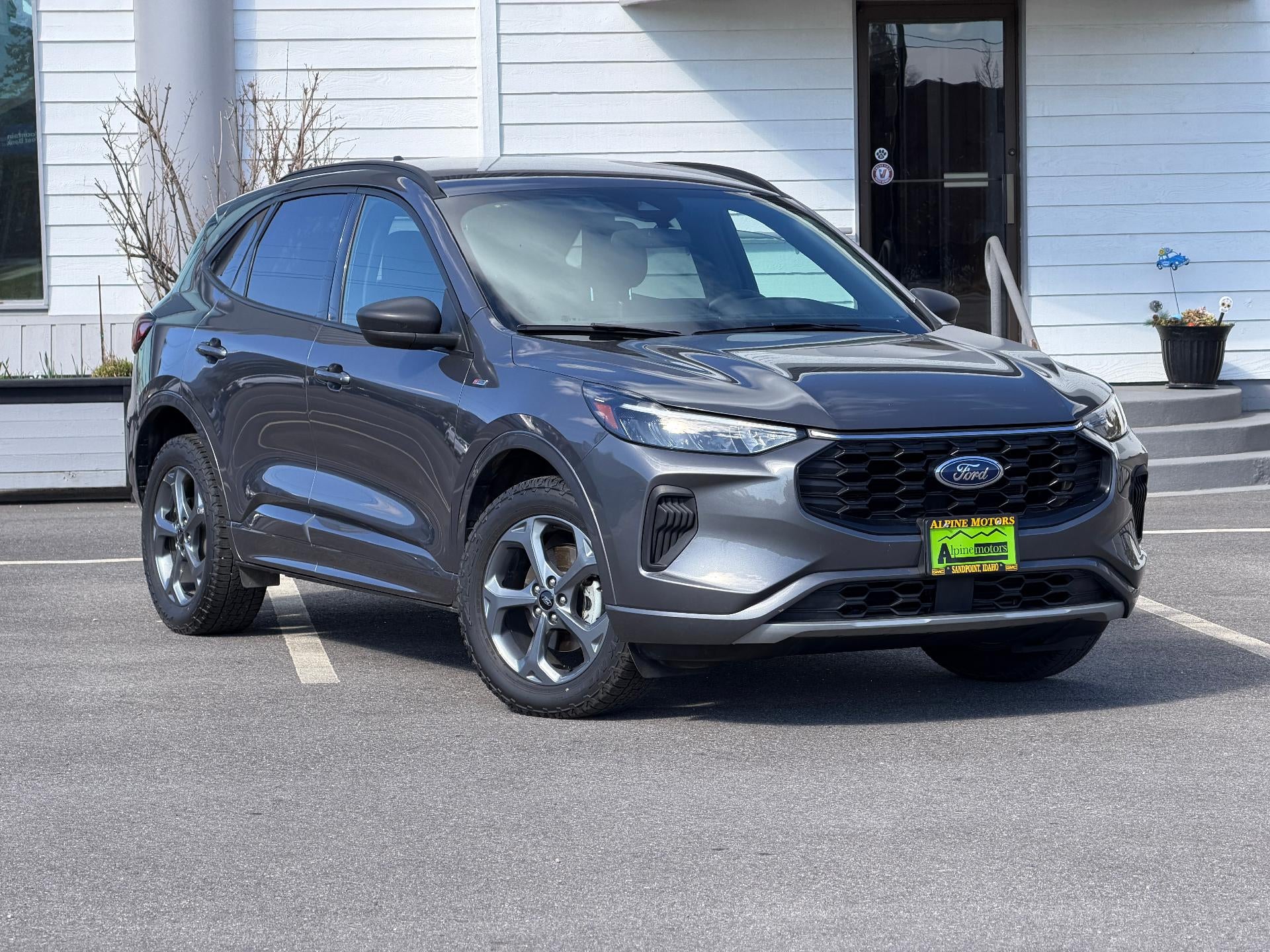 2023 Ford Escape STLINE