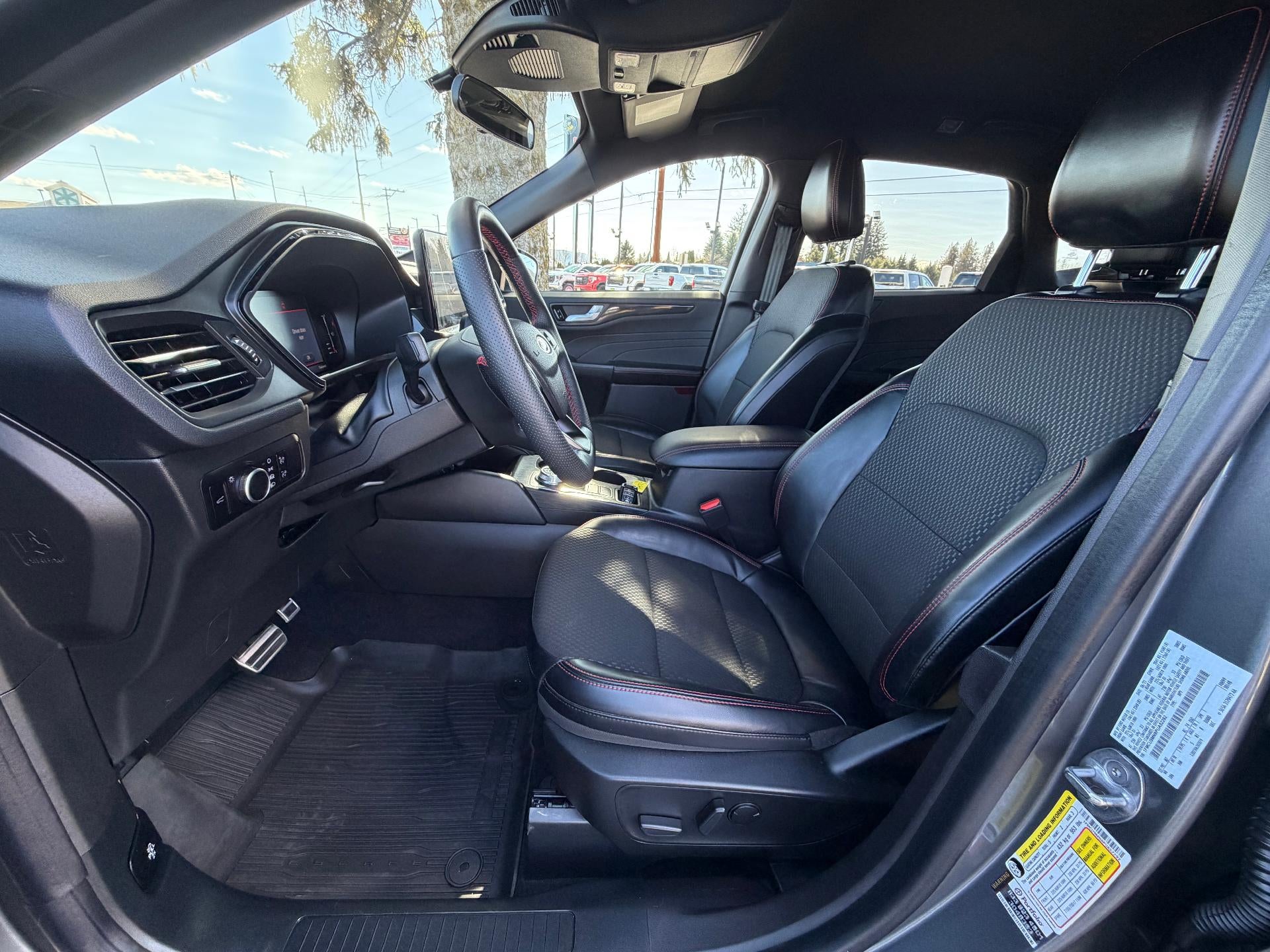 2023 Ford Escape STLINE