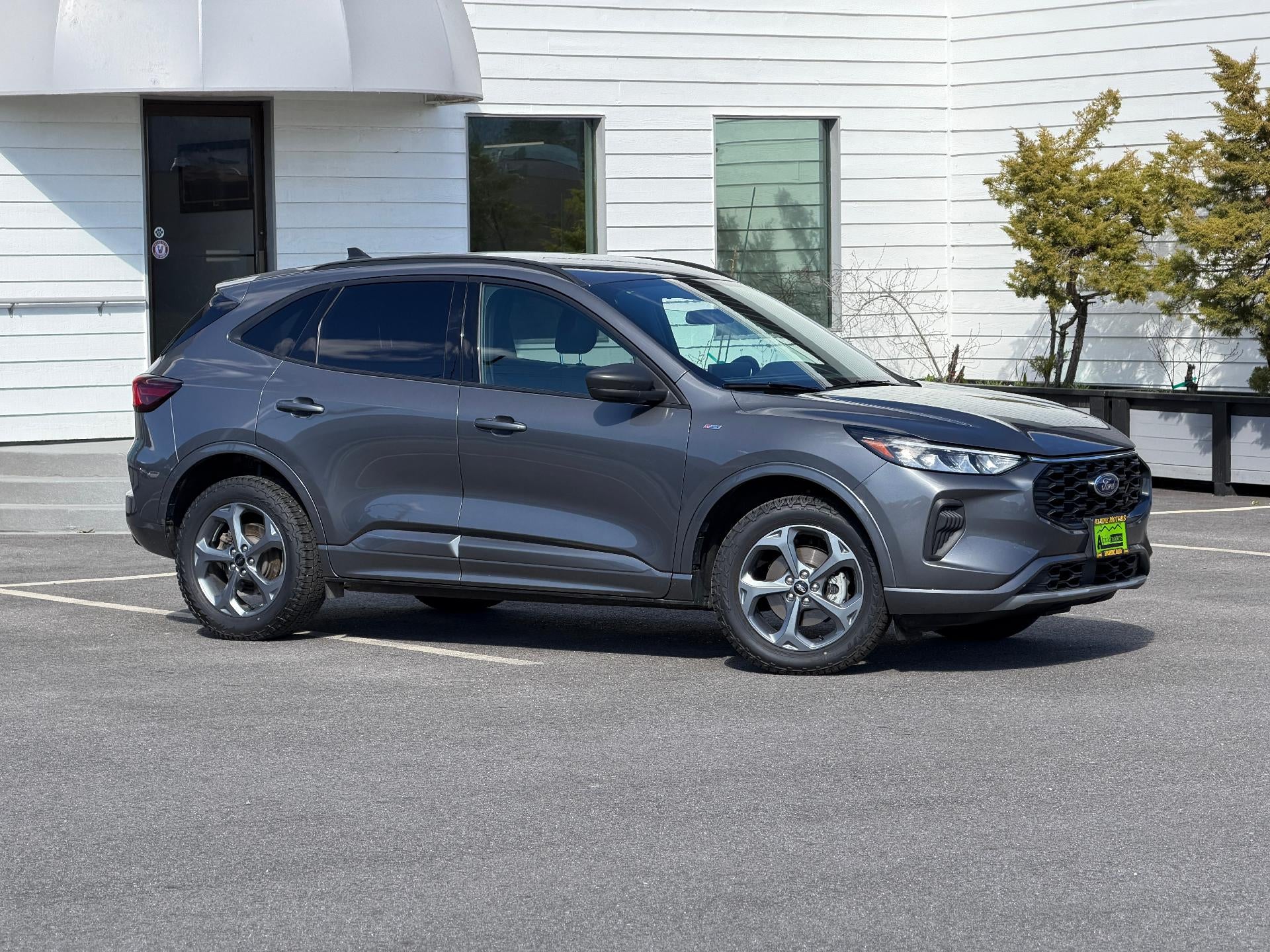 2023 Ford Escape STLINE