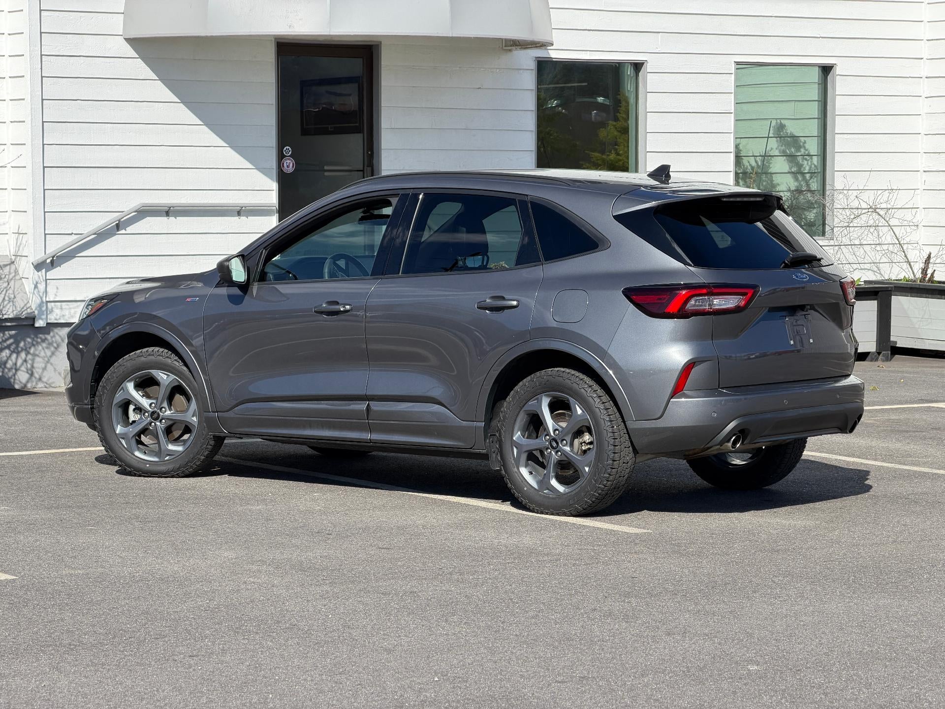 2023 Ford Escape STLINE