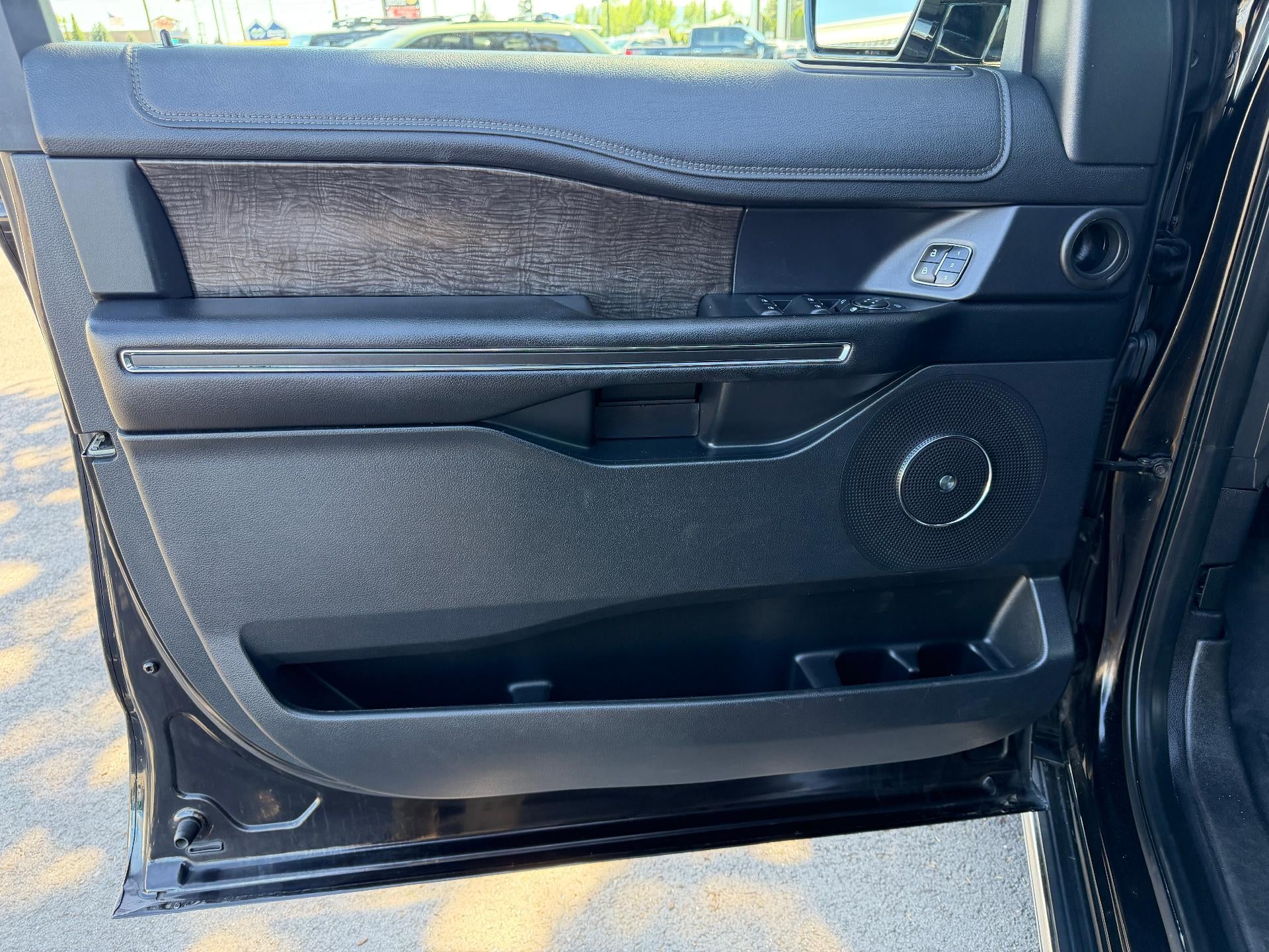 2019 Ford Expedition Max LIMI