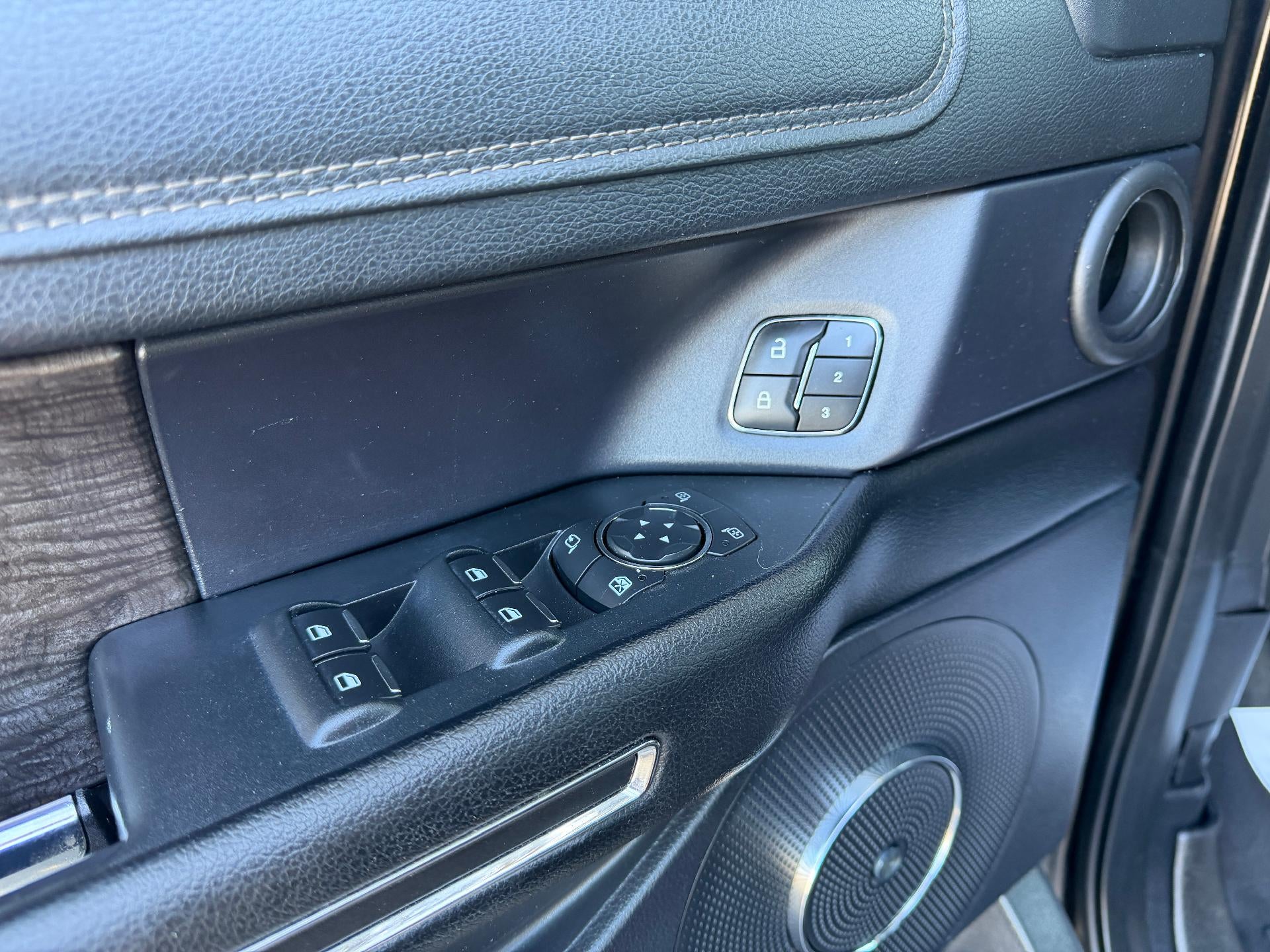2019 Ford Expedition Max LIMI