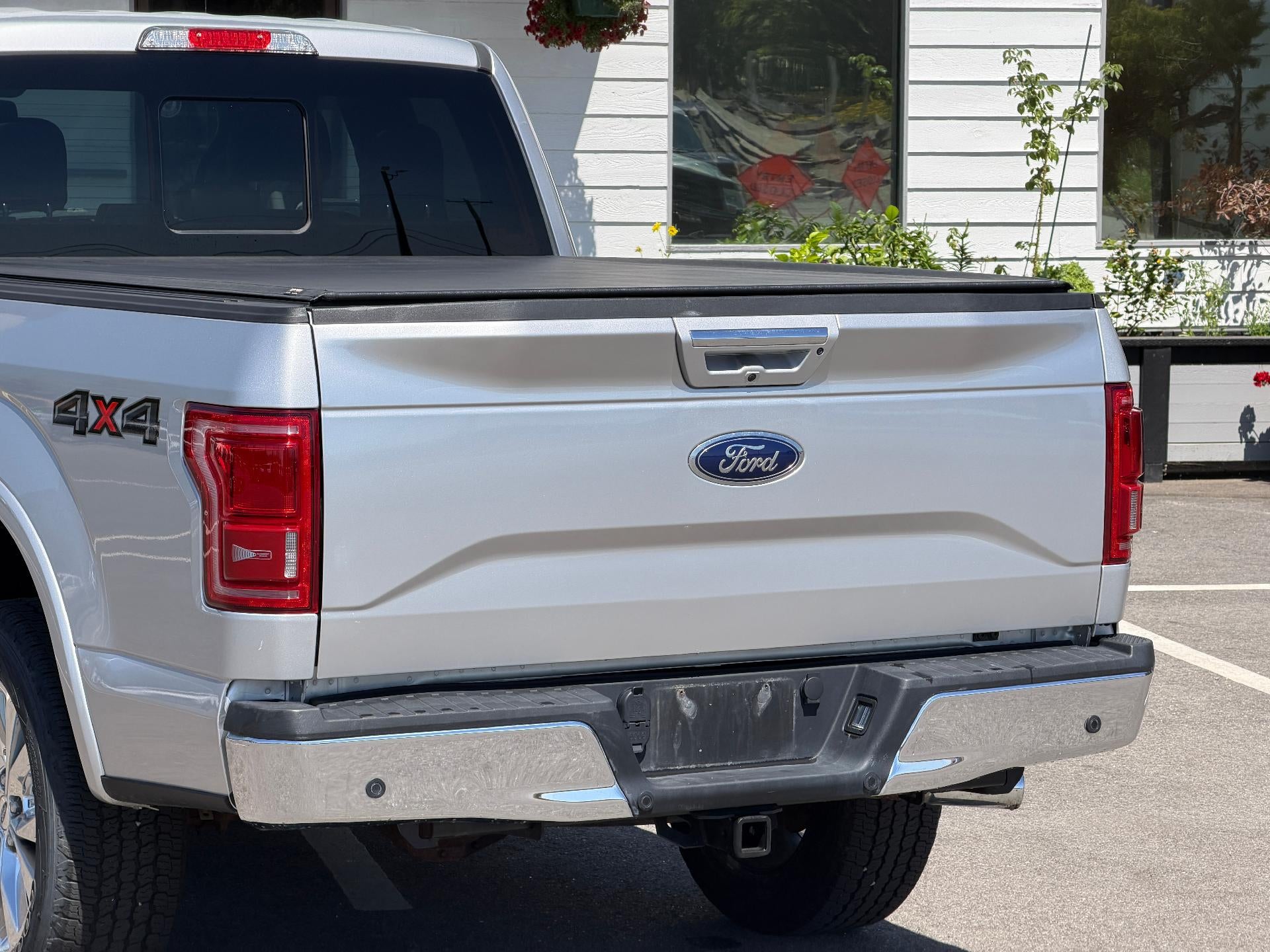 2015 Ford F-150 Lariat, Only 14,409 Miles,