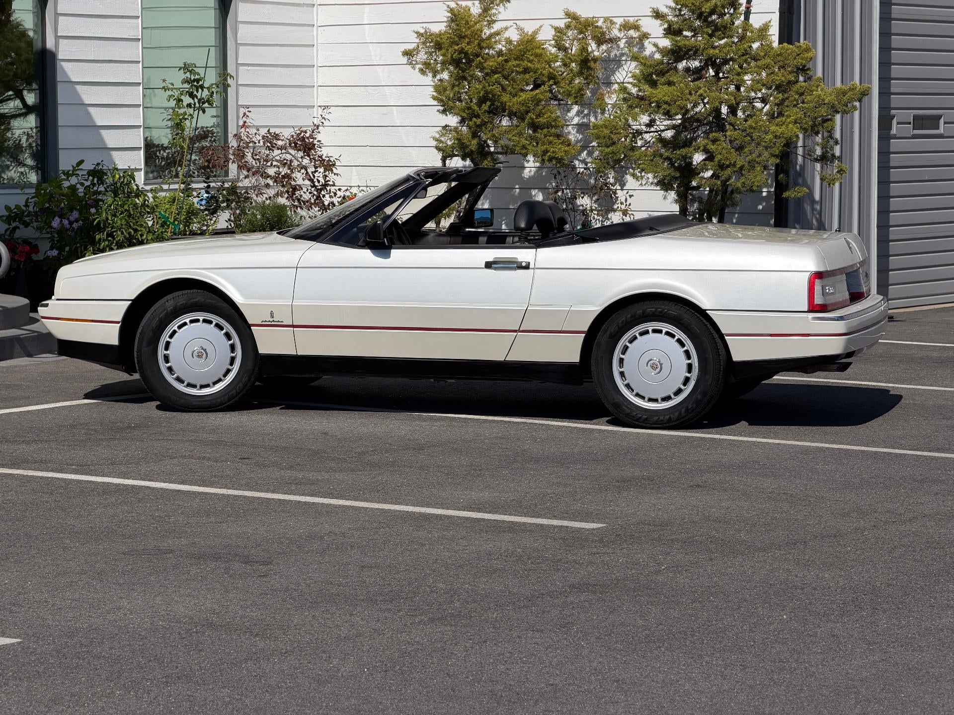 1992 Cadillac Allante' Base