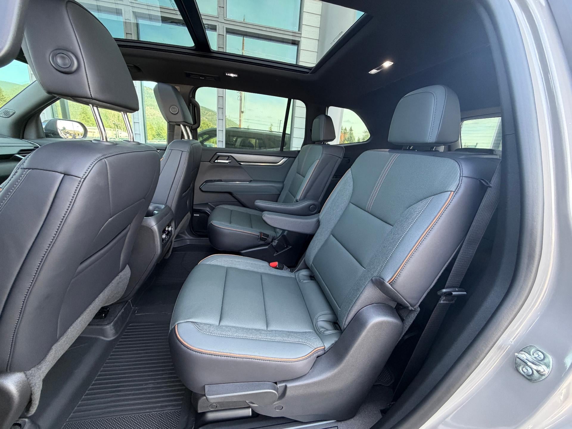 2027 GMC Acadia AWD AT4 Luxury Pkg Panoramic Sunroof