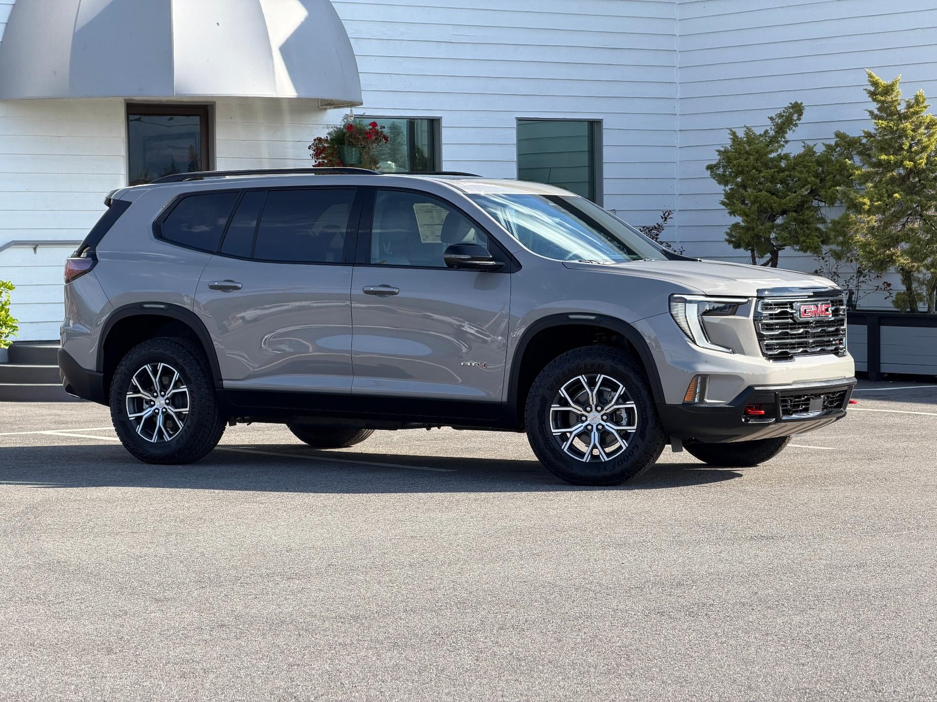 2027 GMC Acadia AWD AT4 Luxury Pkg Panoramic Sunroof