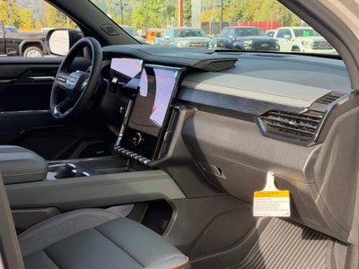 2027 GMC Acadia AWD AT4