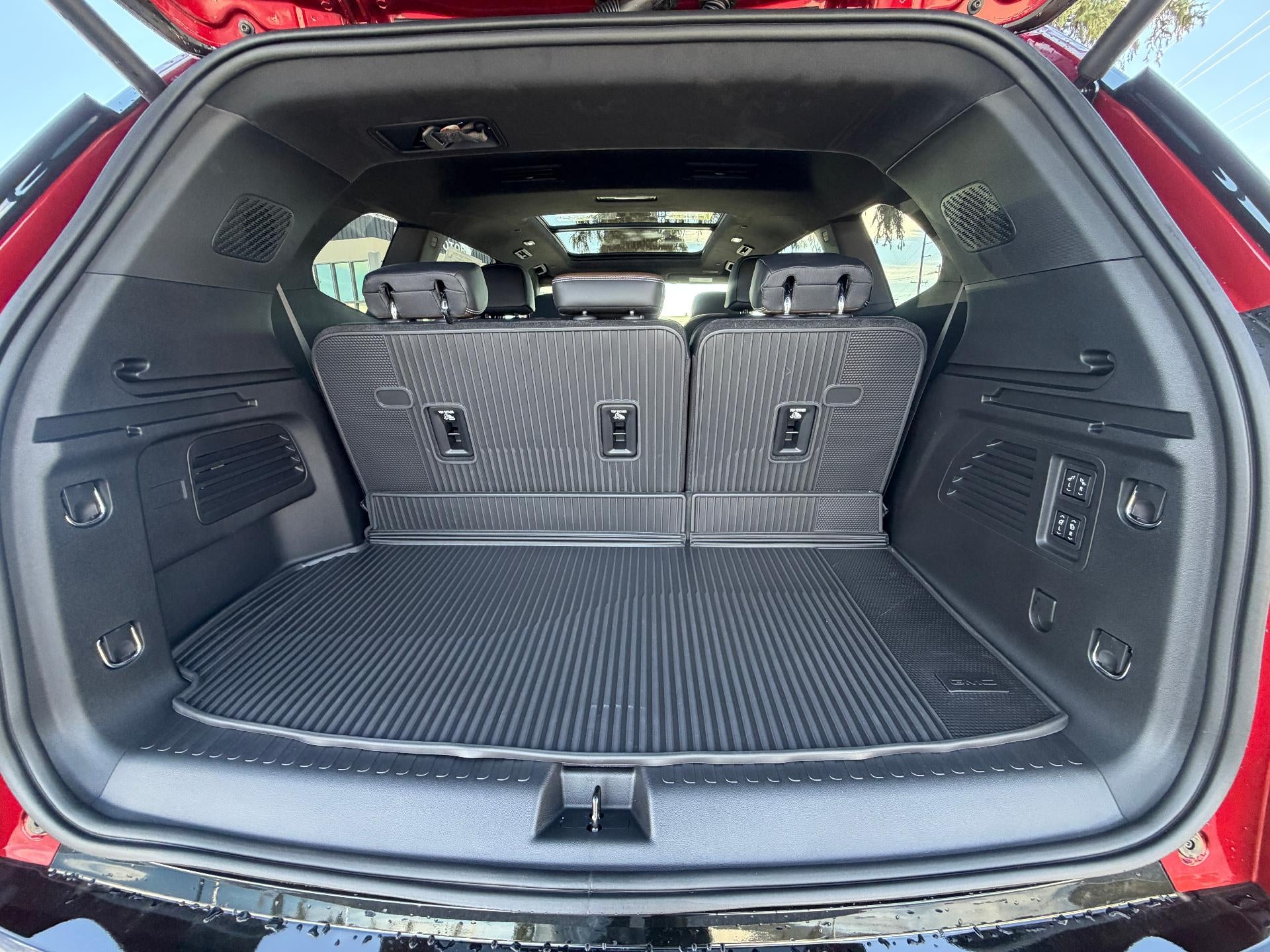 2027 GMC Acadia AWD Denali Ultimate