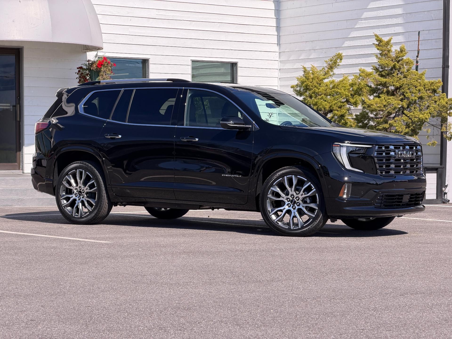 2027 GMC Acadia AWD Denali Ultimate