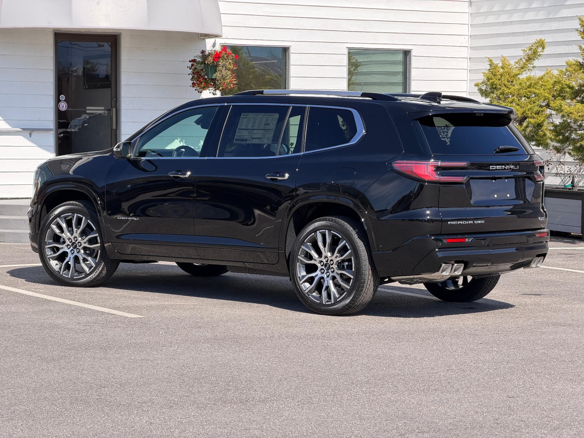2027 GMC Acadia AWD Denali Ultimate