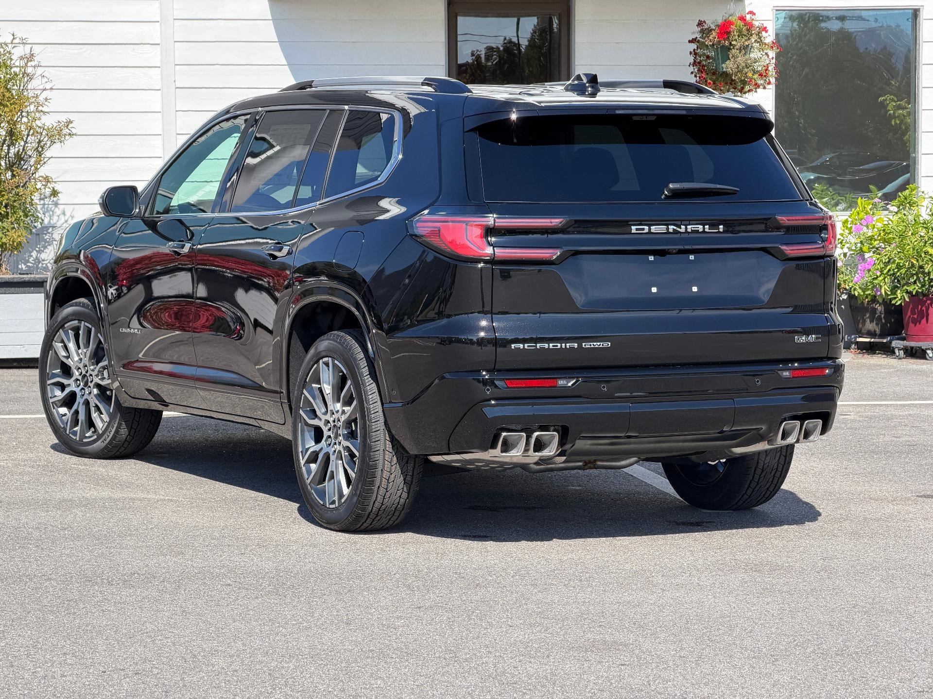 2027 GMC Acadia AWD Denali Ultimate