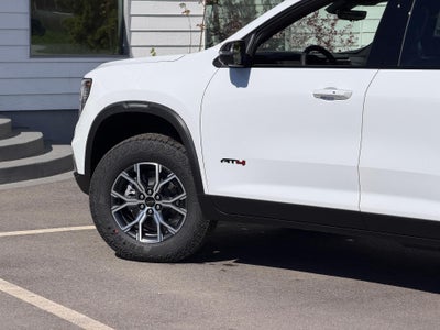 2026 GMC Acadia AWD AT4