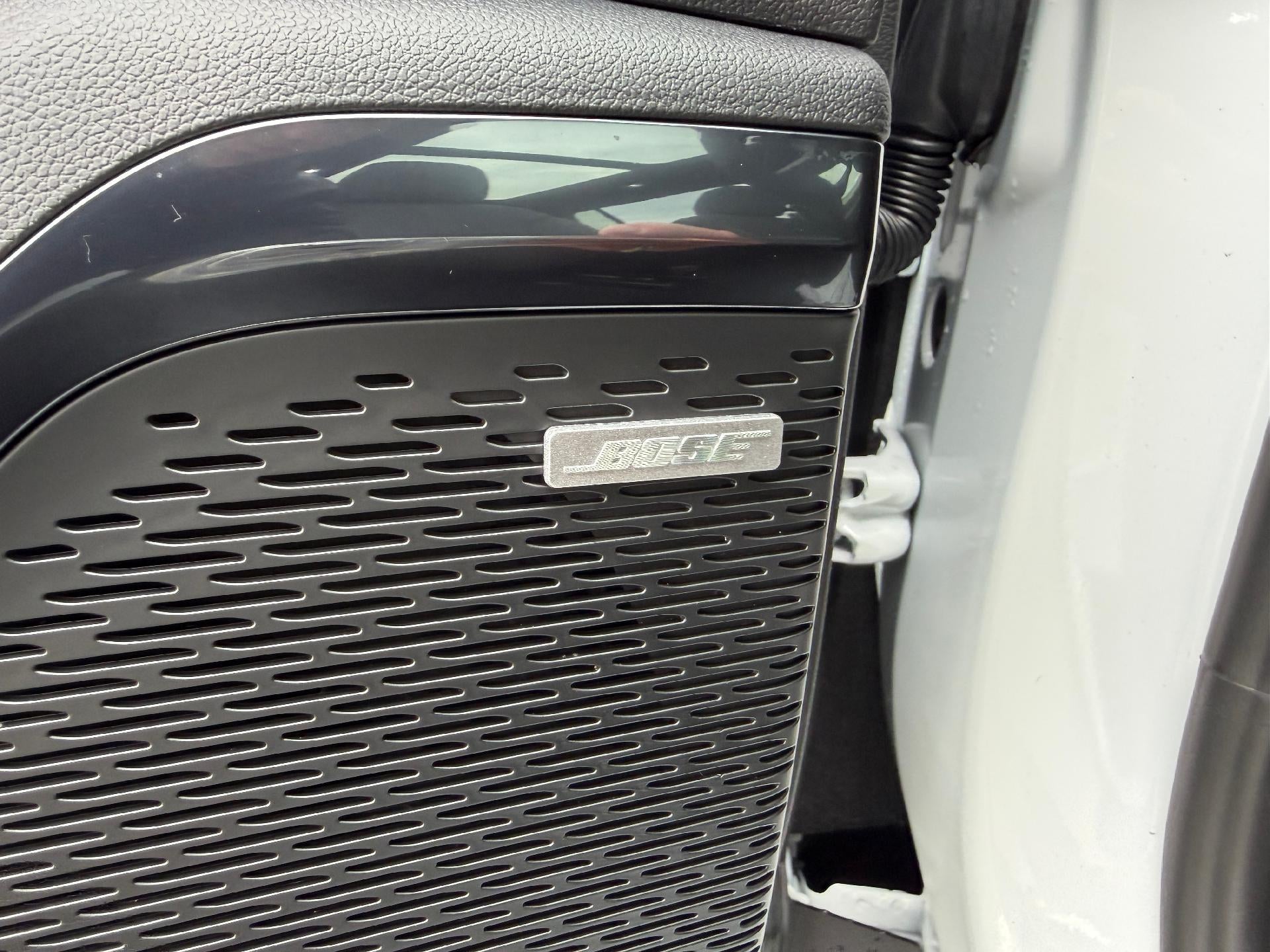 2026 GMC Acadia AWD AT4