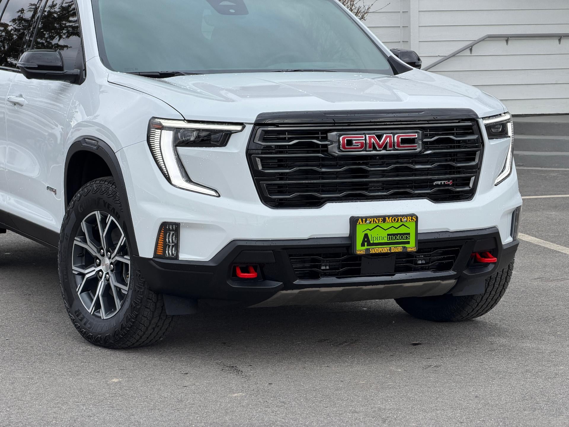 2026 GMC Acadia AWD AT4