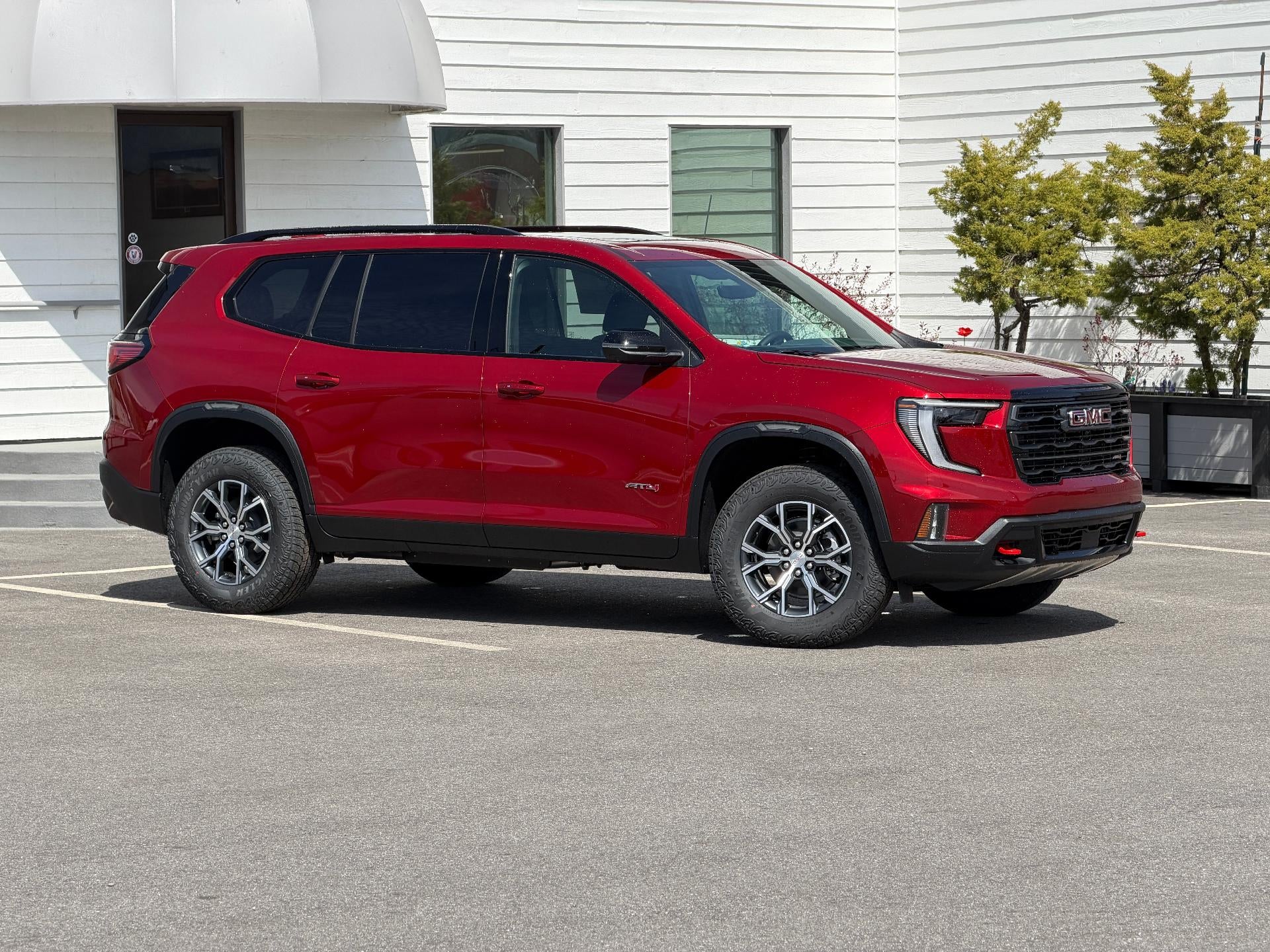 2026 GMC Acadia AWD AT4