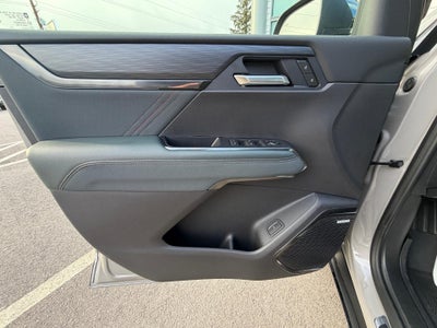 2026 GMC Acadia AWD AT4