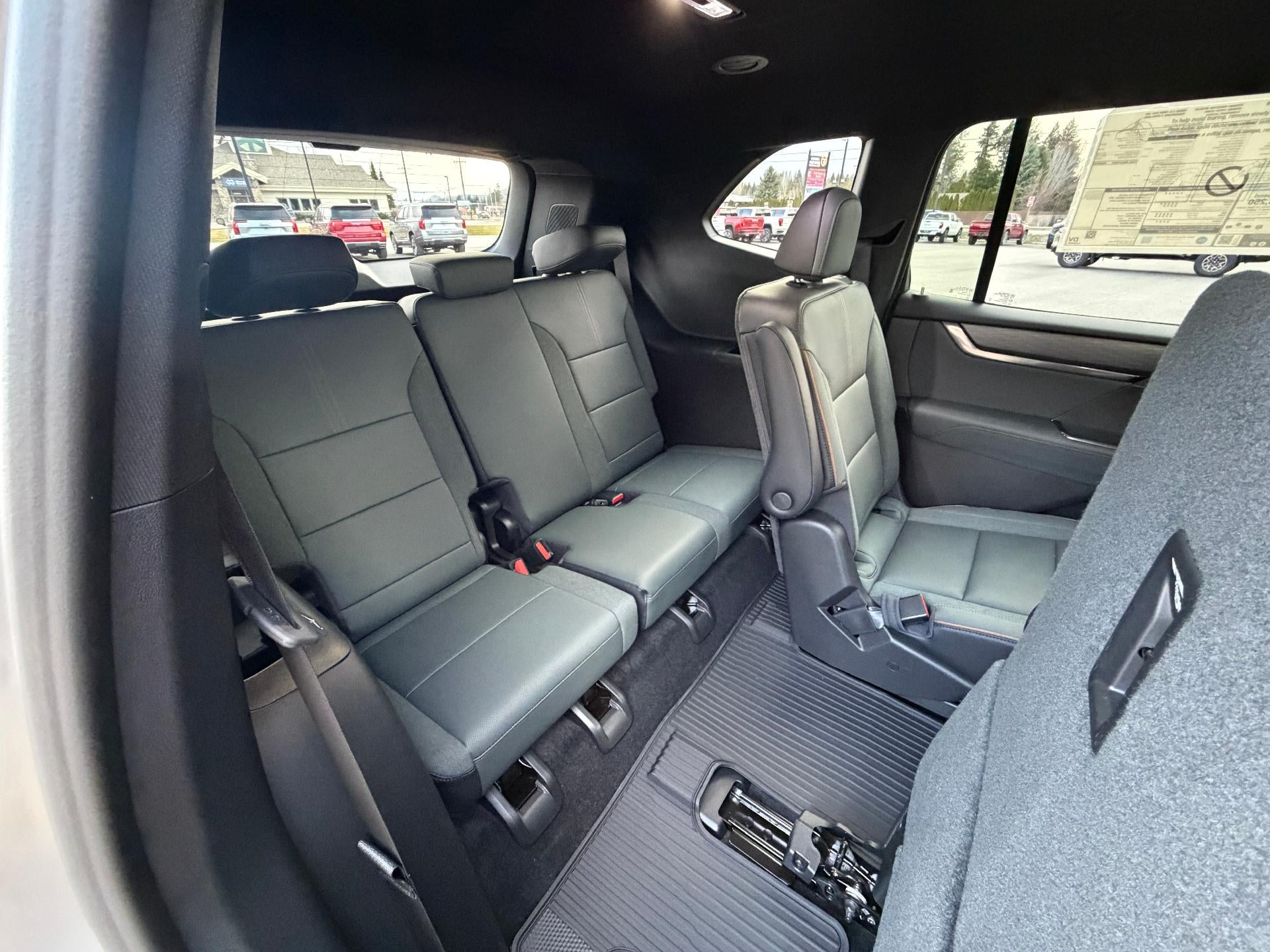 2026 GMC Acadia AWD AT4