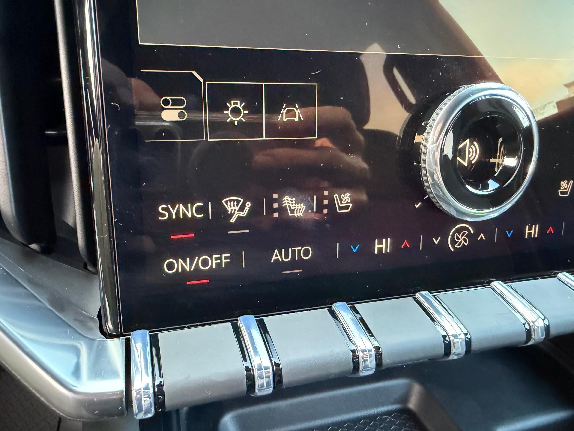 2026 GMC Acadia AWD AT4