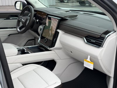 2026 GMC Acadia AWD Denali