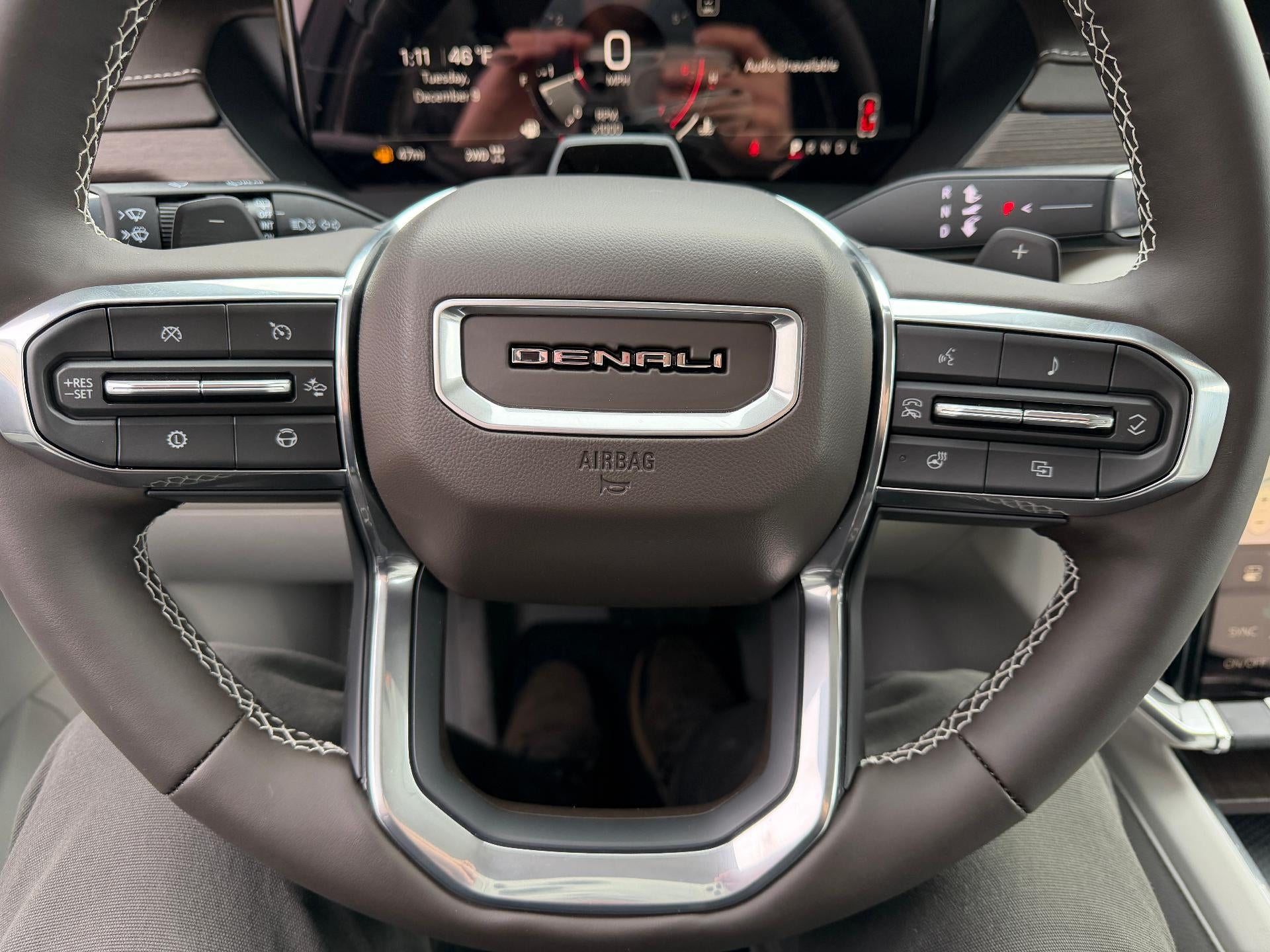 2026 GMC Acadia AWD Denali