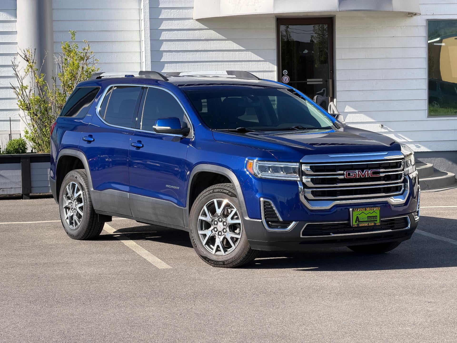2023 GMC Acadia SLE AWD's photo