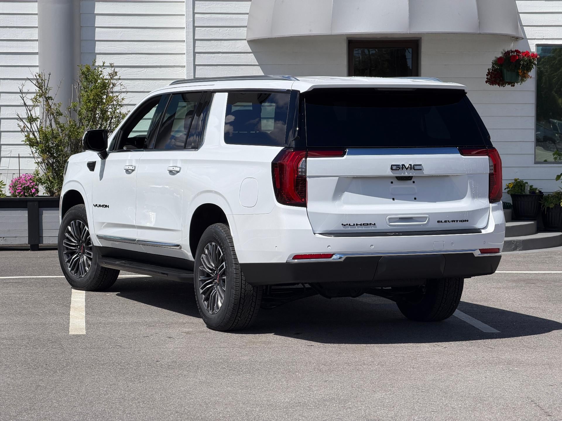 2026 GMC Yukon XL 4WD 4dr Elevation