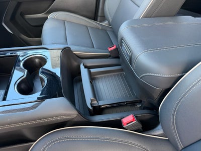 2026 GMC Yukon XL 4WD 4dr Elevation