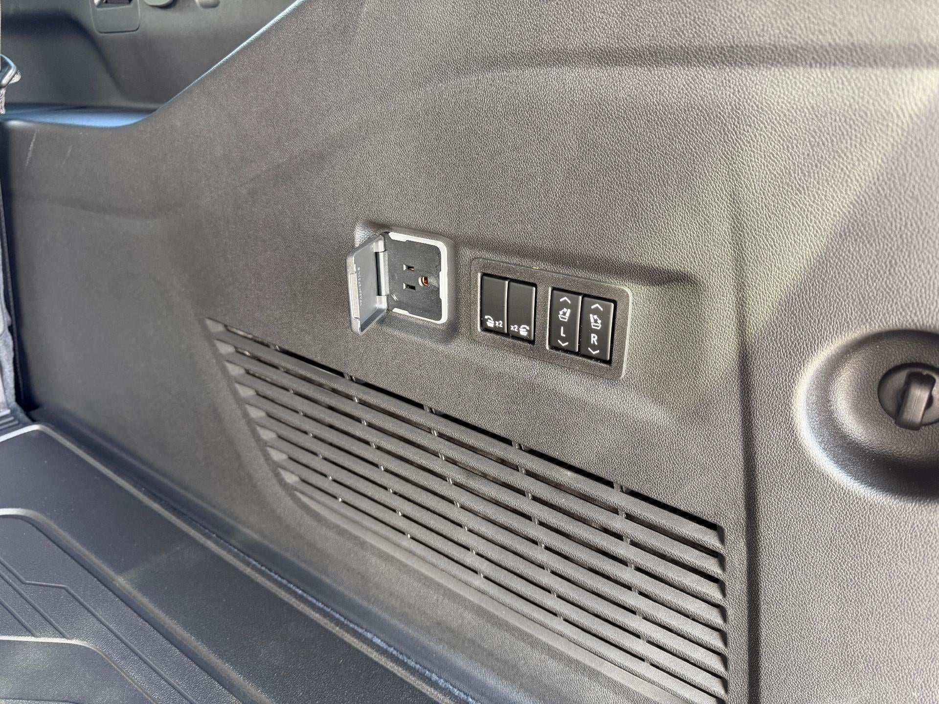 2026 GMC Yukon XL 4WD 4dr Elevation