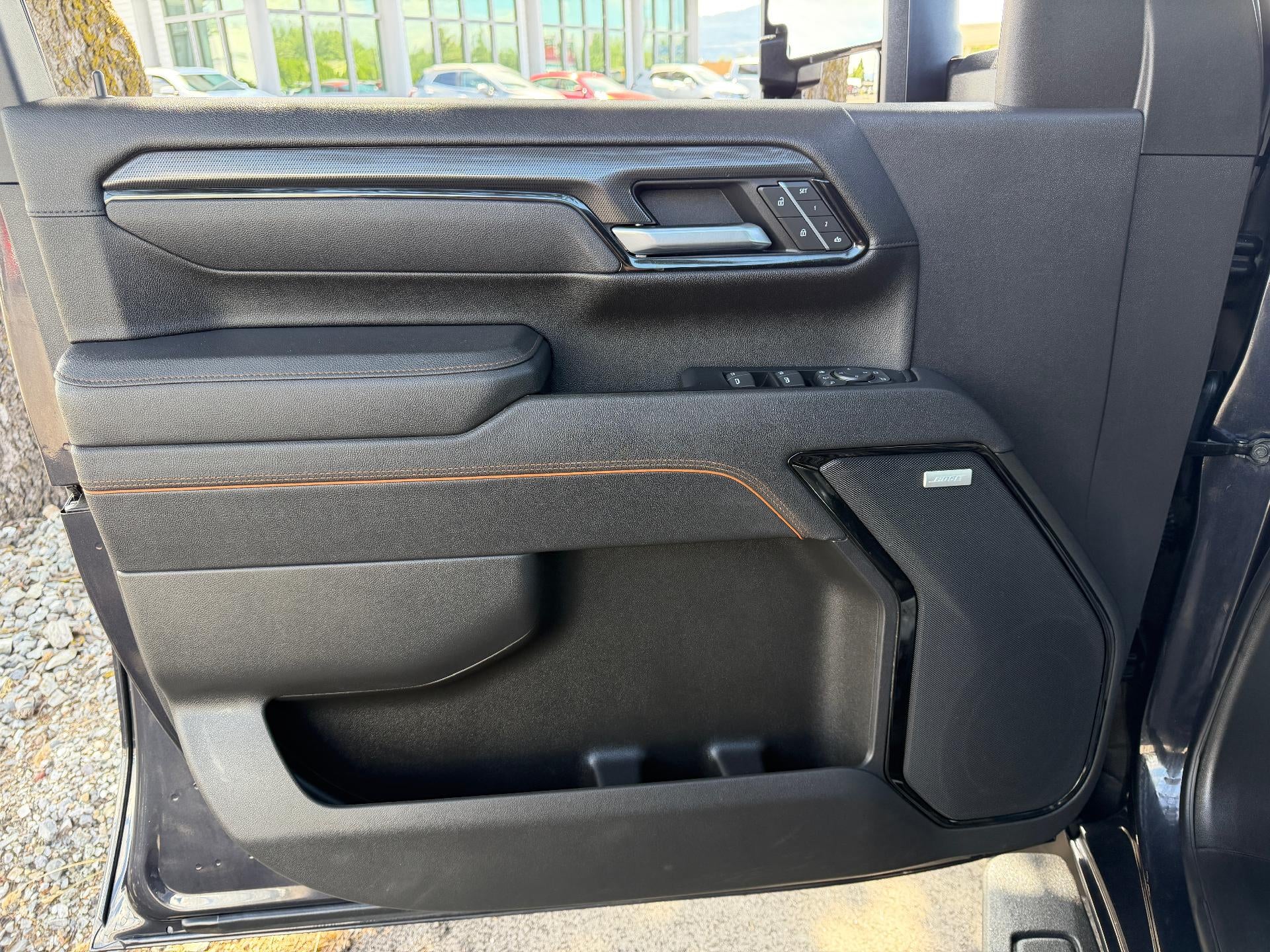 2025 GMC Sierra 2500 HD AT4 /One Owner/ Gas Engine