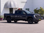 2025 GMC Sierra 2500 HD AT4 /One Owner/ Gas Engine