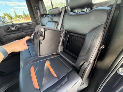 2025 GMC Sierra 2500 HD AT4 /One Owner/ Gas Engine