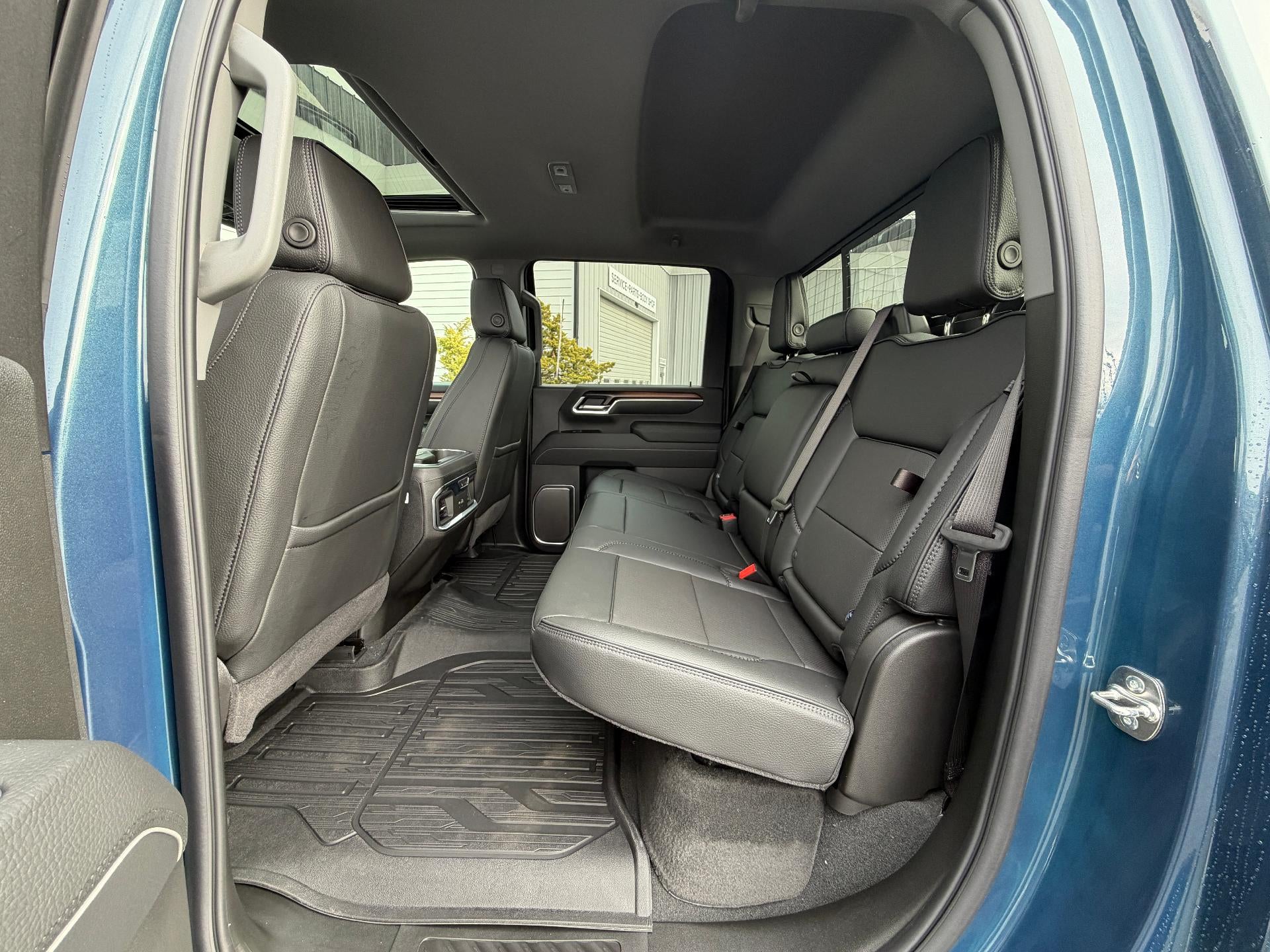 2026 GMC Sierra 2500 HD Crew Cab Standard Box 4-Wheel Drive Denali