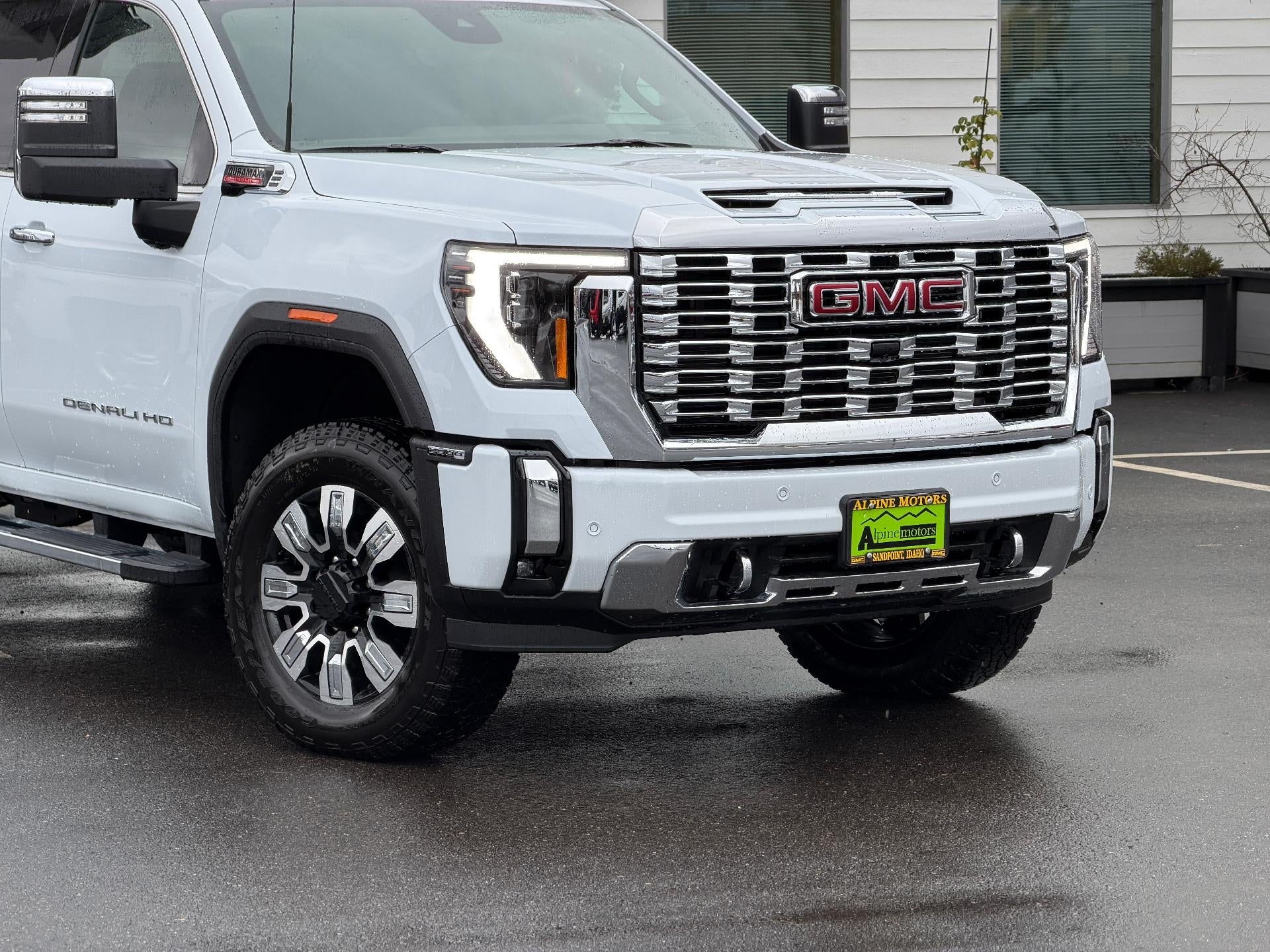 2026 GMC Sierra 2500 HD Crew Cab Standard Box 4-Wheel Drive Denali