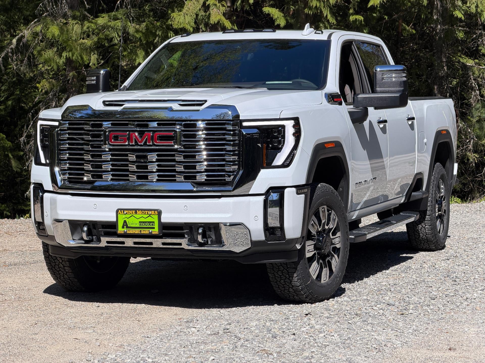 2026 GMC Sierra 2500 HD Crew Cab Standard Box 4-Wheel Drive Denali