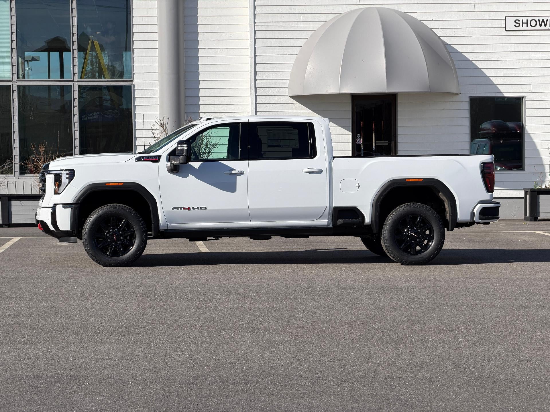 2026 GMC Sierra 3500 HD Crew Cab Standard Box 4-Wheel Drive AT4