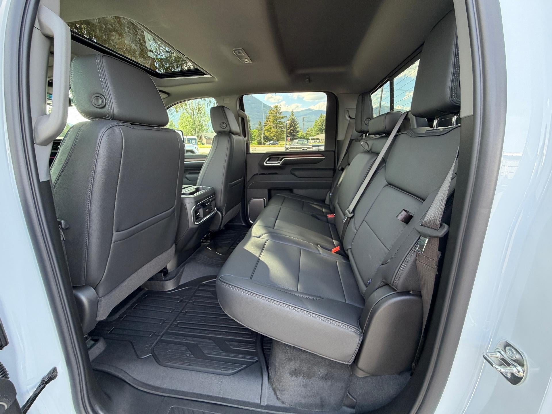 2026 GMC Sierra 3500 HD Crew Cab Standard Box 4-Wheel Drive Denali