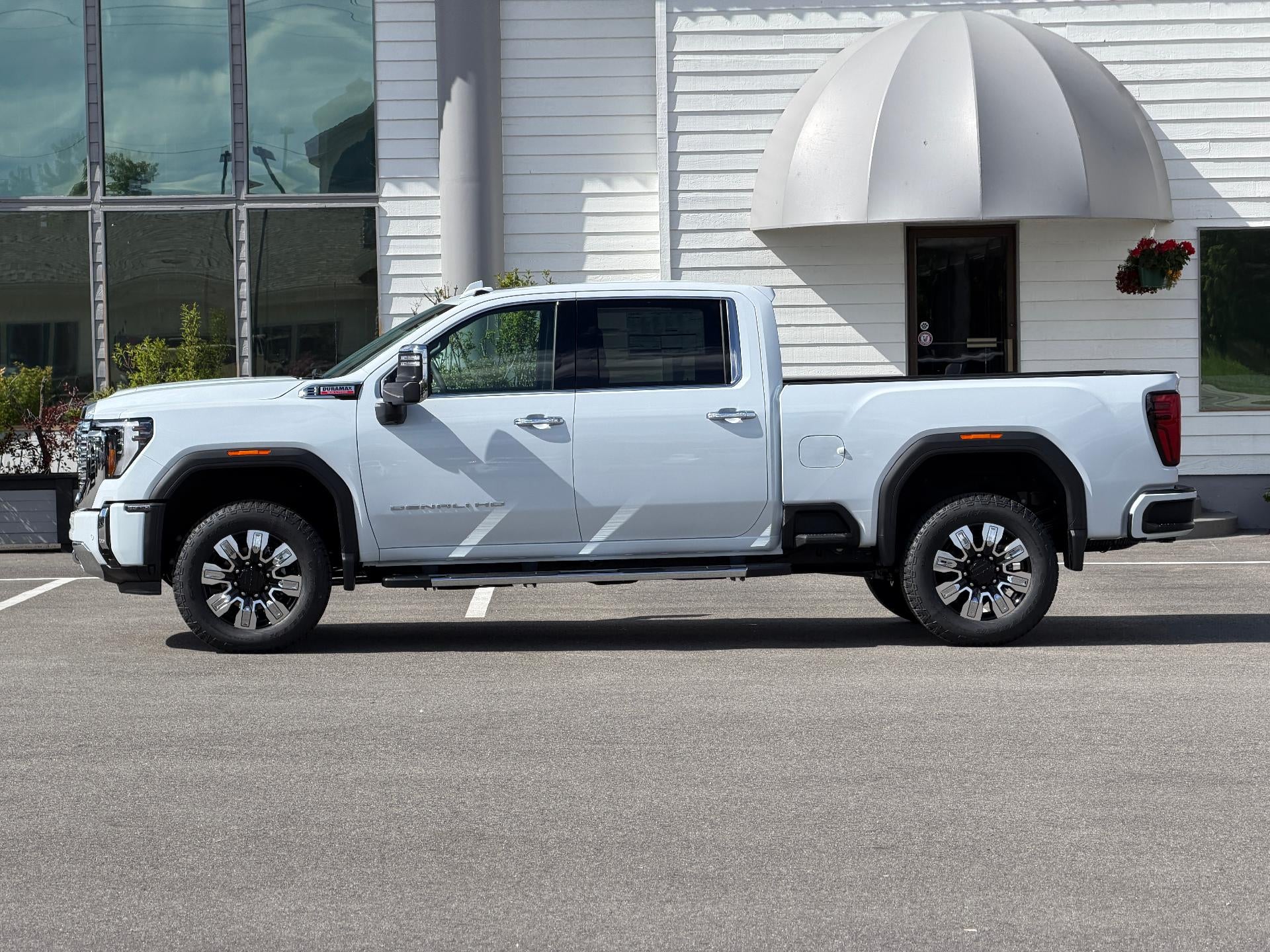 2026 GMC Sierra 3500 HD Crew Cab Standard Box 4-Wheel Drive Denali