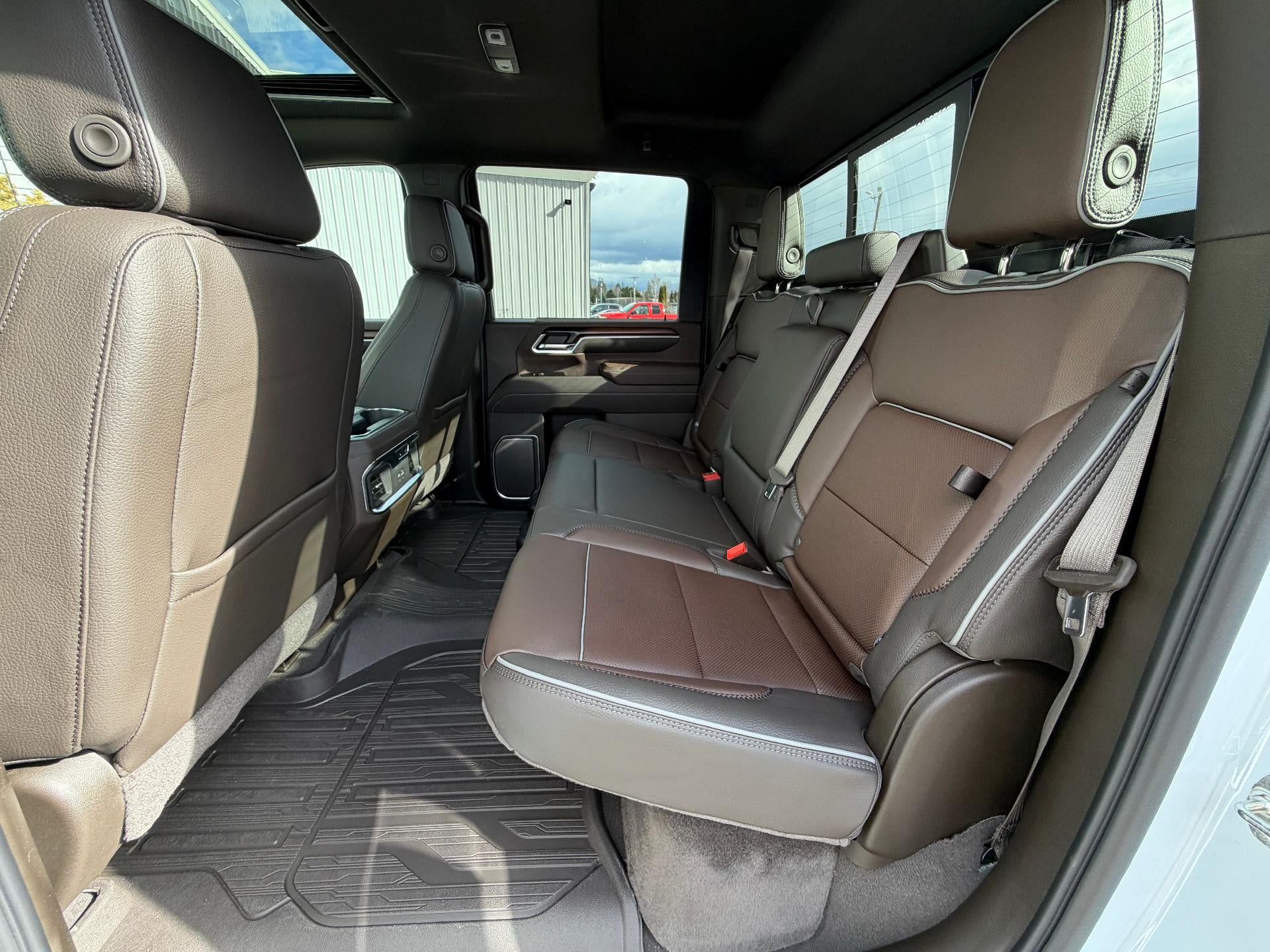 2026 GMC Sierra 3500 HD Crew Cab Long Box 4-Wheel Drive Denali