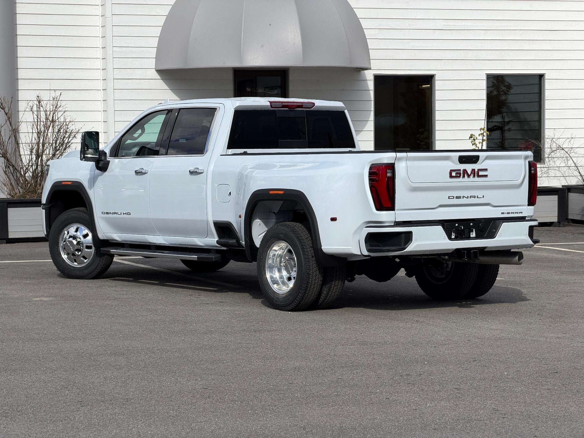 2026 GMC Sierra 3500 HD Crew Cab Long Box 4-Wheel Drive Denali