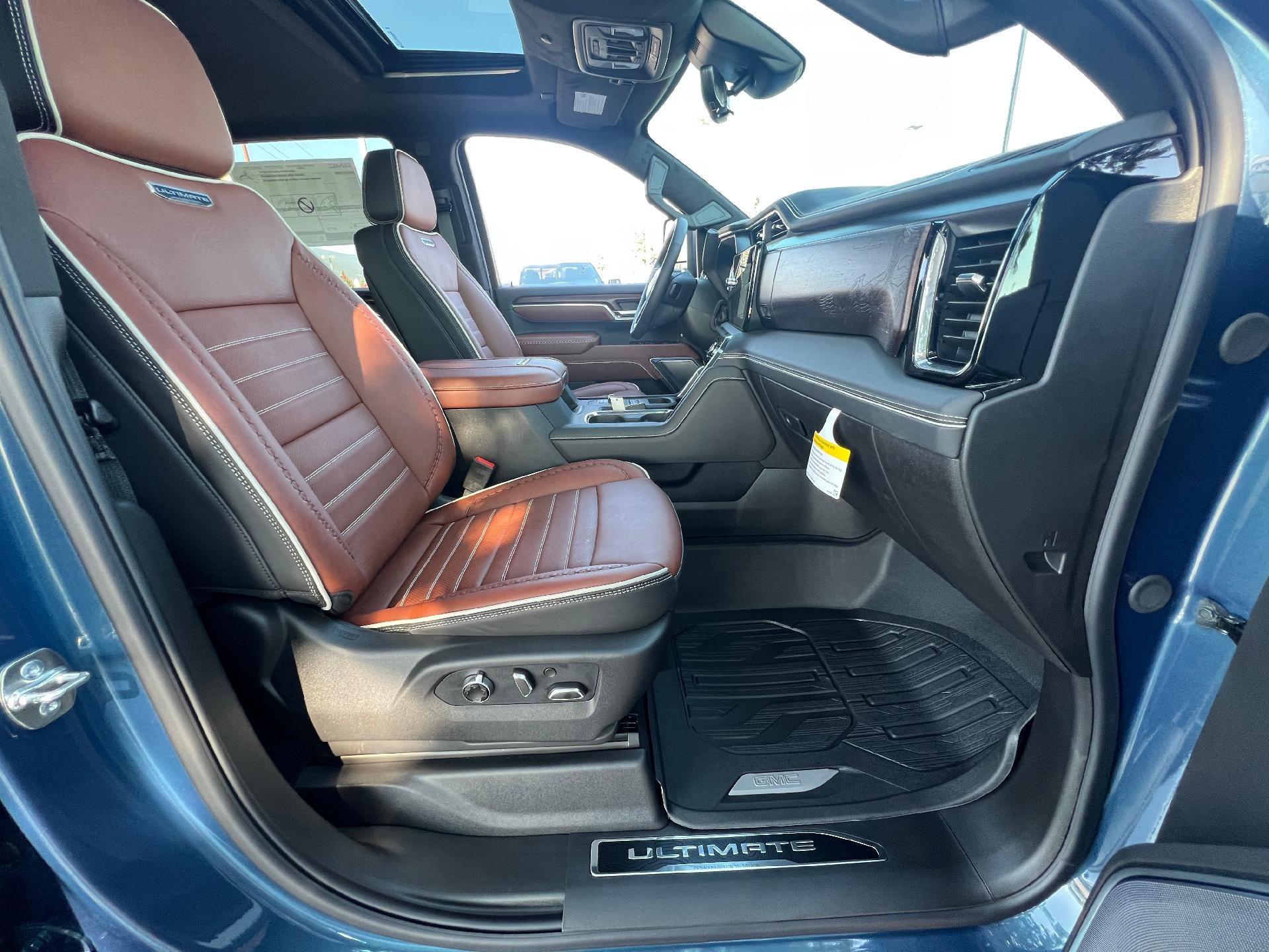 2026 GMC Sierra 2500 HD Crew Cab Standard Box 4-Wheel Drive Denali Ultimate