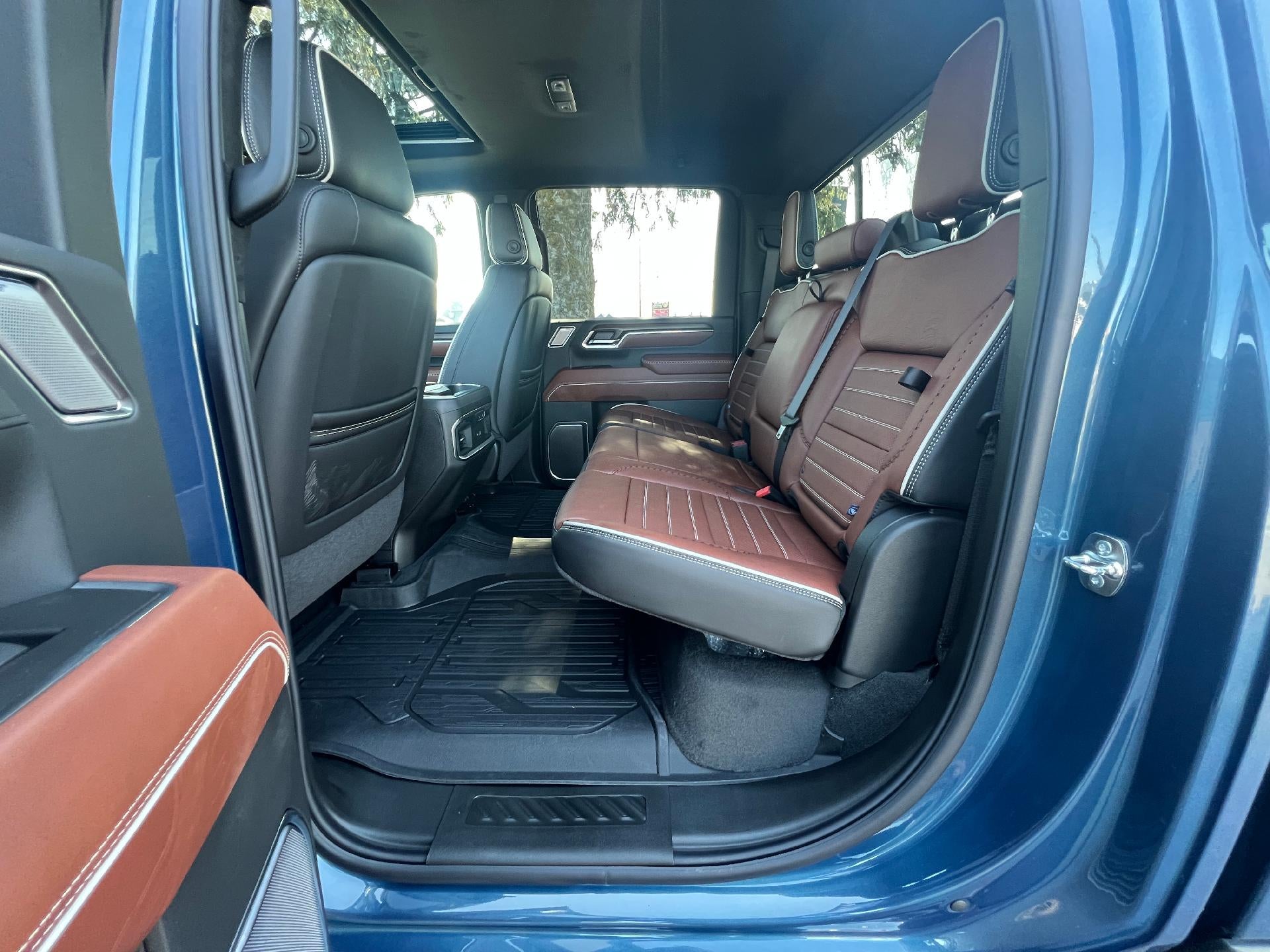 2026 GMC Sierra 2500 HD Crew Cab Standard Box 4-Wheel Drive Denali Ultimate