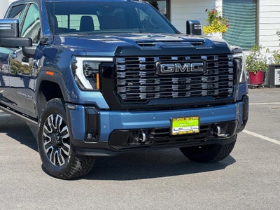 2026 GMC Sierra 2500 HD Crew Cab Standard Box 4-Wheel Drive Denali Ultimate