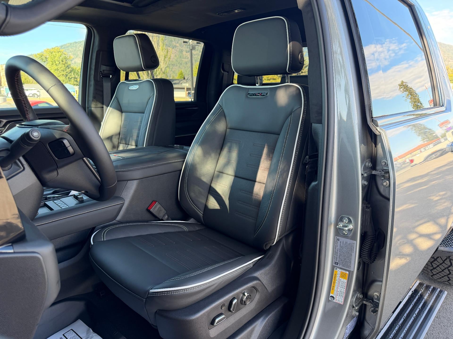 2026 GMC Sierra 2500 HD Crew Cab Standard Box 4-Wheel Drive AT4X