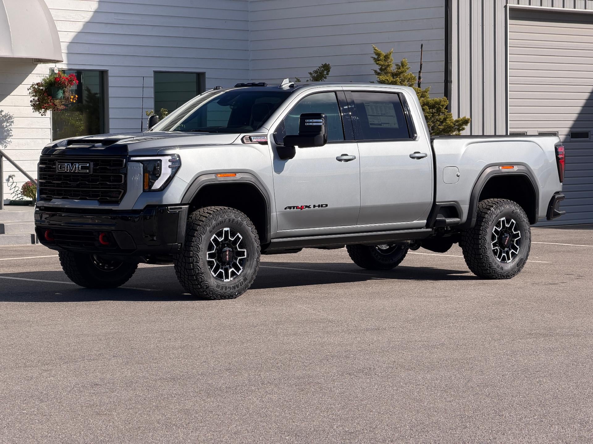 2026 GMC Sierra 2500 HD Crew Cab Standard Box 4-Wheel Drive AT4X