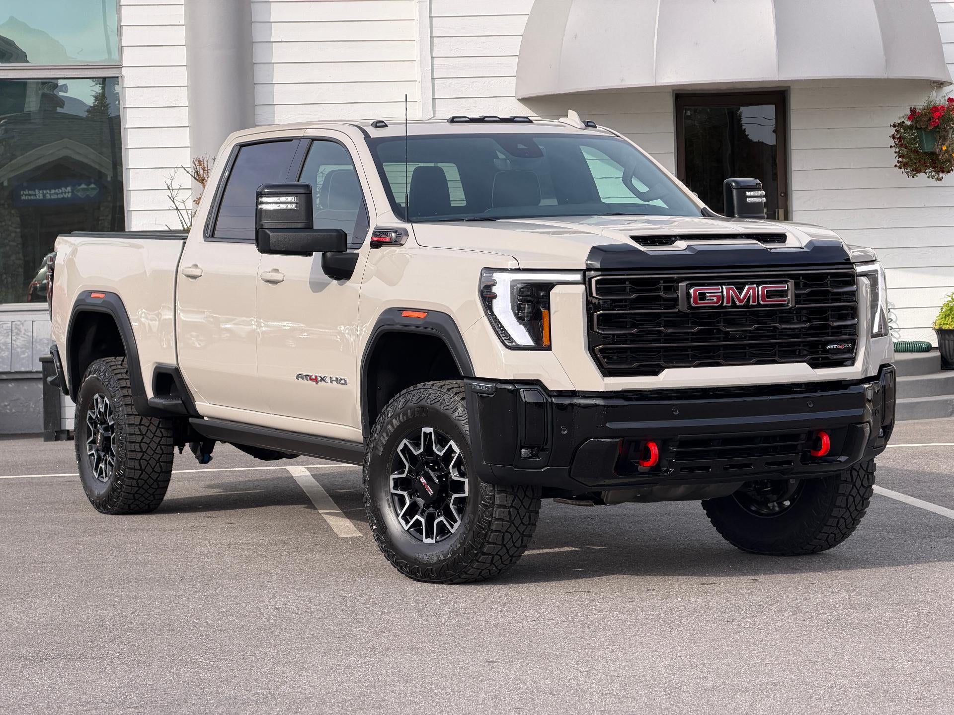 2026 GMC Sierra 2500 HD Crew Cab Standard Box 4-Wheel Drive AT4X