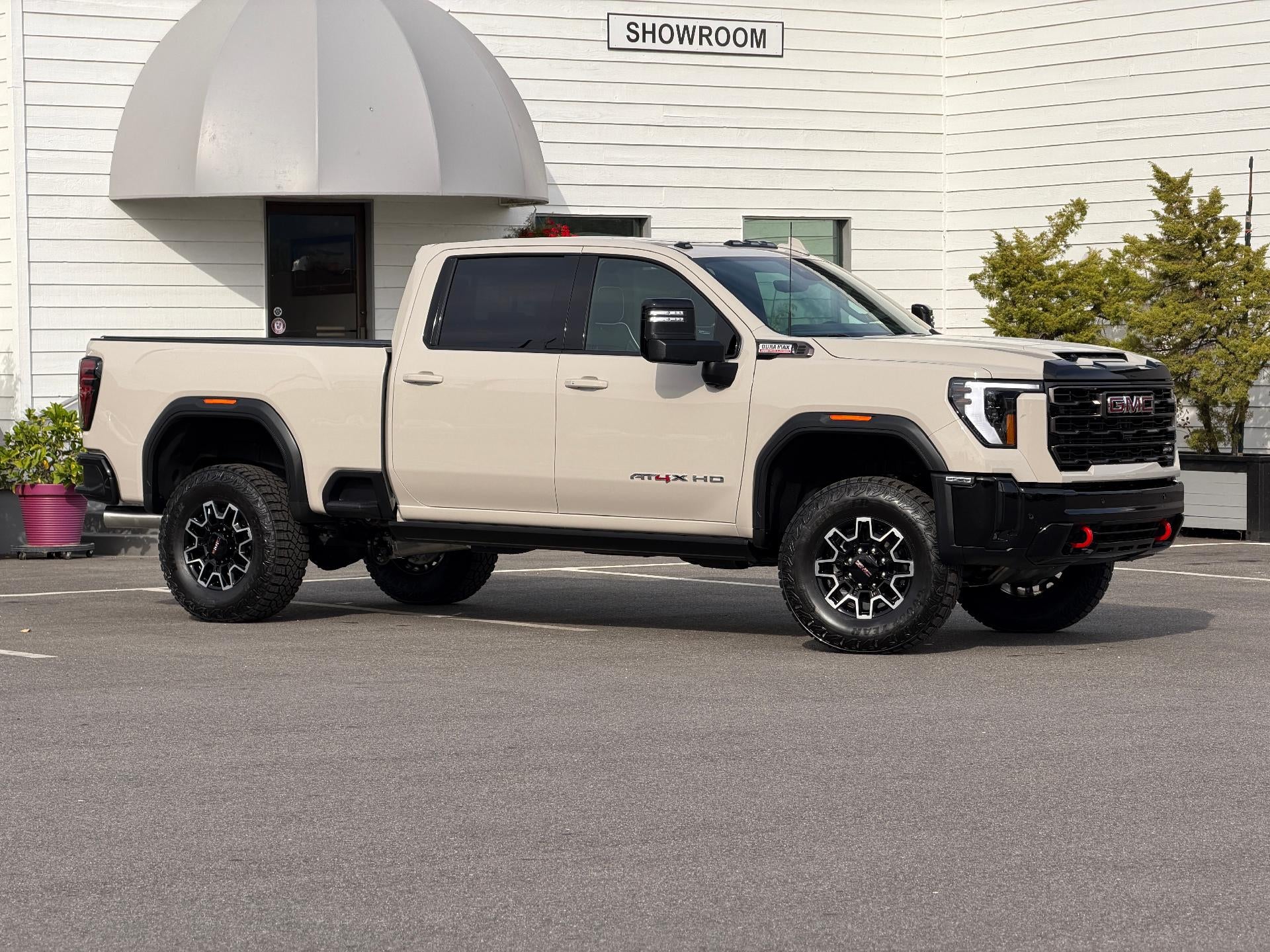 2026 GMC Sierra 2500 HD Crew Cab Standard Box 4-Wheel Drive AT4X