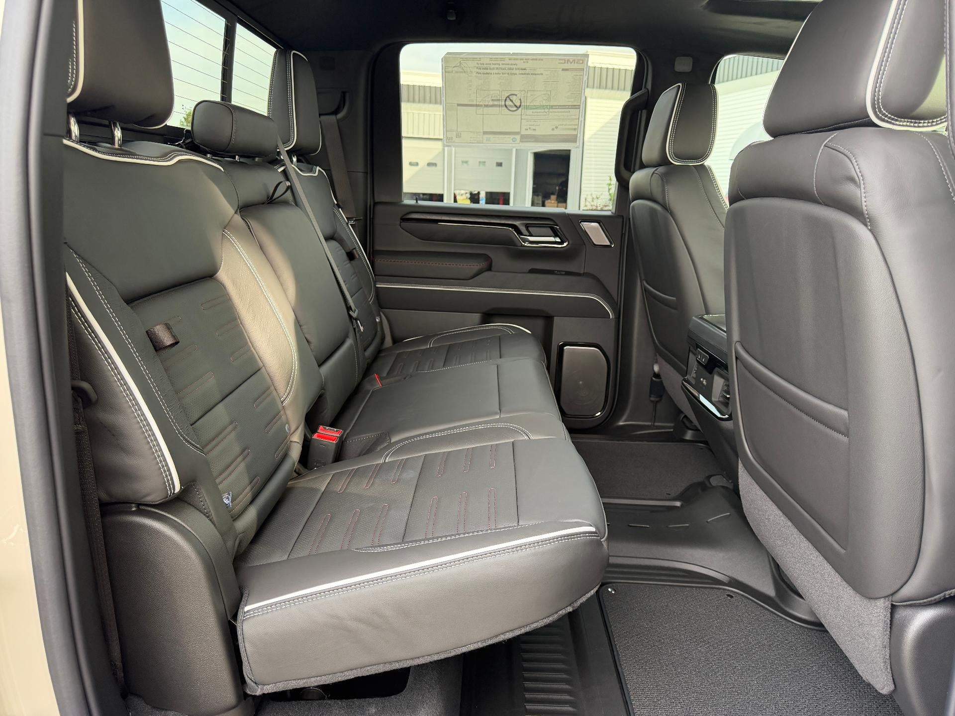 2026 GMC Sierra 2500 HD Crew Cab Standard Box 4-Wheel Drive AT4X