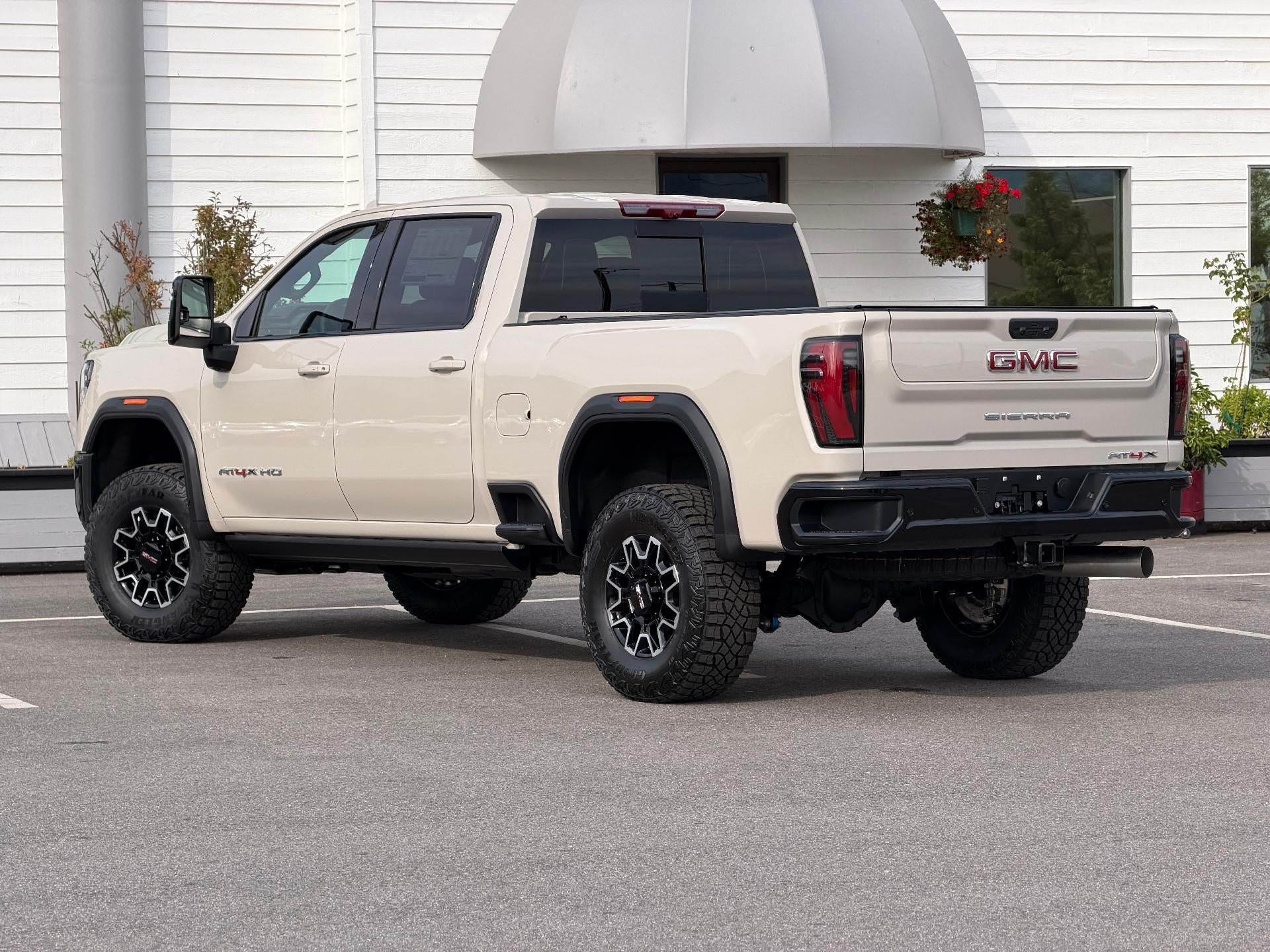 2026 GMC Sierra 2500 HD Crew Cab Standard Box 4-Wheel Drive AT4X